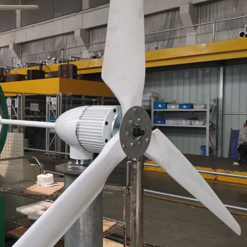 Turbina eolica 3000 - , 24