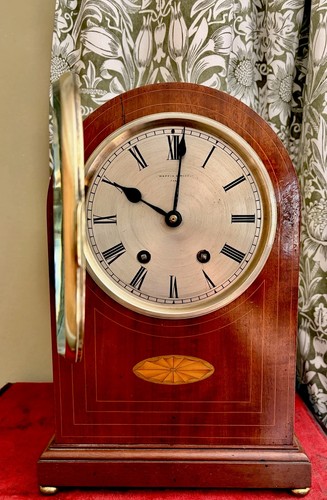 Inlaid mahogany mantel clock - mahogany,