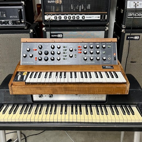 1974 moog minimoog model - minimoog,