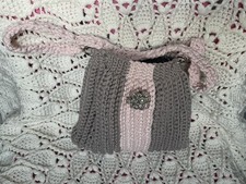 borsa uncinetto lilla fatta a