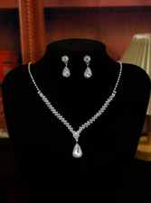 Parure collana orecchini con