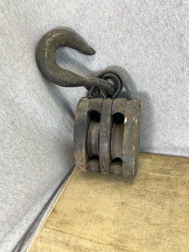 Piccola puleggia legno