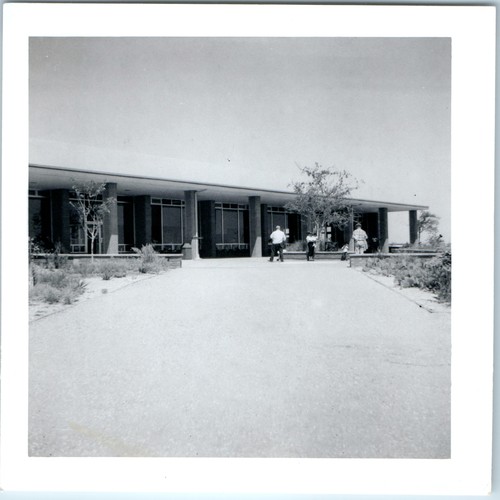 C1960s mid century modern - mid-century,