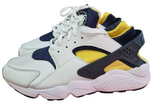 Nike Air Huarache sneaker