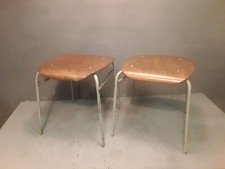 Coppia Di Sgabelli In Metallo