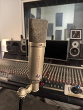 Neumann U87 1971 Microfono