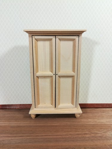 Armadio guardaroba casa delle