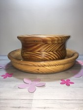 VASO CON SOTTO PIATTO in legno di noce intagliato a mano 100% italiano