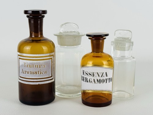 Antichi vasi farmacia - da,