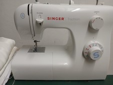 Macchina da cucire SINGER
