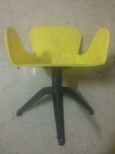 SEDIA PLASTCA ANNI 70 DESIGN GIOCATTOLO SCALA 1:24 COME FOTO MODELLO MINT