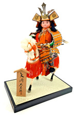 Bambola samurai giapponese