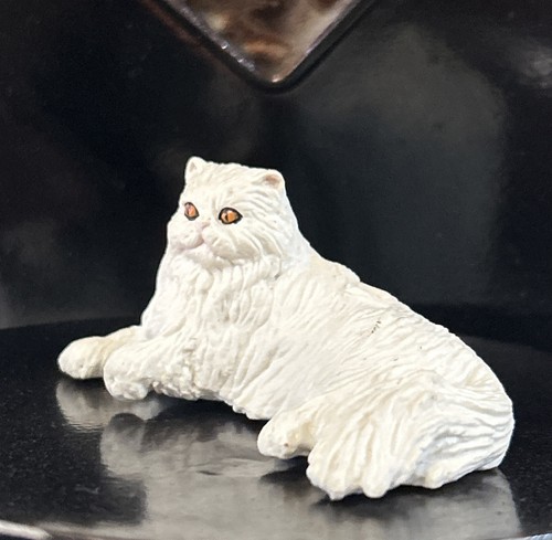 Retired 1997 schleich - retired, white