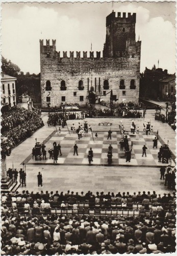 Marostica partita a - -, scacchi