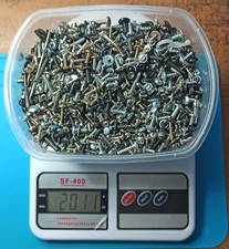 2 KG  VITI VARIE PER TV, RADIO E APPARECCHIATURE ELETTRONICHE.