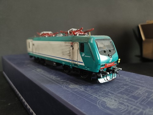 Locomotiva vitrains 464 - vitrains, e.464.177