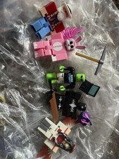 Roblox Figurines Random