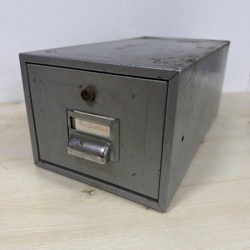 Cassetto portadocumenti
