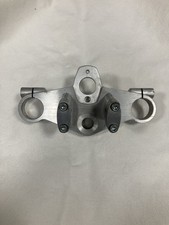 Suzuki SV 650 N 99/02 Piastra Superiore Compresa Di Riser. Piastra Di Sterzo.