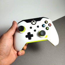 CONTROLLER PDP XBOX Serie S e X wired con cavo Bianco giallo fluo 049-012
