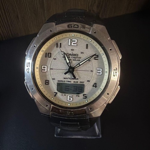Orologio solare radiocomandato