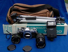 MACCHINA FOTOGRAFICA  CANON AT 1 CON ACCESSORI - PERFETTA PARI AL NUOVO.