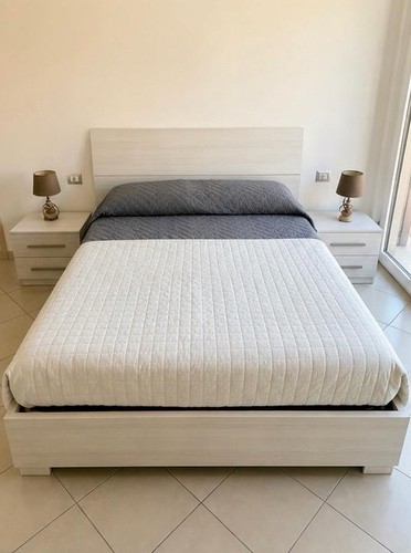 Letto matrimoniale contenitore