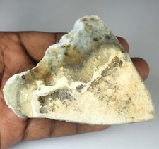 Pietra preziosa opale blu