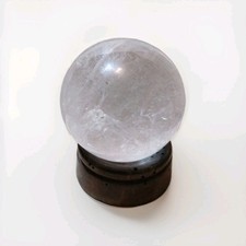 Sfera In Quarzo Cristallo Di Rocca Su Base Legno Vintage