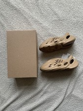 Yeezy Foam Runner Clay Taupe