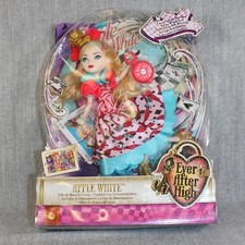 EVER AFTER HIGH MATTEL bambola