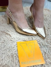 Décolleté slingback