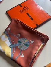 foulard vintage HERMES  "Perles du Kenja" designer Dimitri Rybalchenko 1997