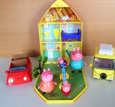 Peppa Pig Peppa's Casa e Giardino Playset + Camper Van + Auto