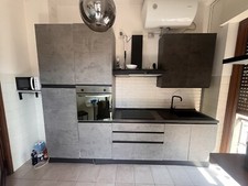 vendo cucina colore grigio antracite con lavello originale nuovo mai usato