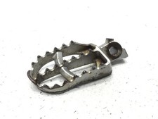 PEDANA ANTREIORE DESTRA STORTA HUSQVARNA SM S 125 2005 ZCGH200AB5V