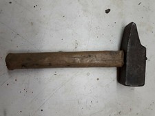 VECCHIO MARTELLO VINTAGE IN FERRO MANICO IN LEGNO 900 grammi 