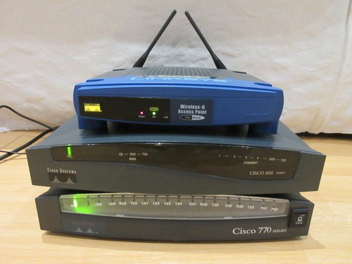 Cisco router kit rete - e,