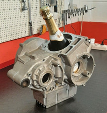 MOTORE BICILINDRICO IN ALLUMINIO DESIGN PORTABOTTIGLIE