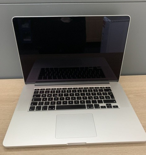 Macbook pro a1398 - pro,