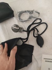 SFIGMOMANOMETRO ANEROIDE MISURATORE DI PRESSIONE CON STETOSCOPIO BORSA MANUALE