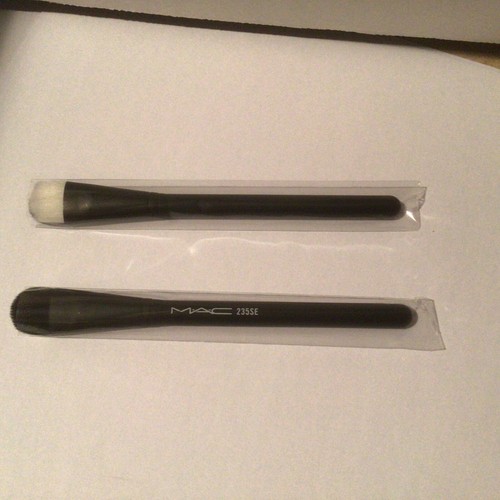 Pennello trucco mac 235 - 2x,