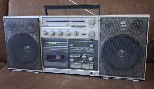 Philips d8634 stereo radio - philips,