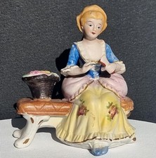 Collectible figurina statuetta in porcellana vintage -ceramica italiana,soprammo