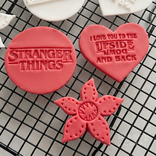 Stranger things timbro - stranger,