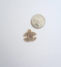 Charm a strappo con cerniera