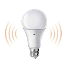 lampadina led con sensore crepuscolare E27 9 watt bianco caldo