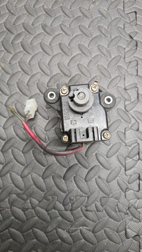 Servomotore comando scarico