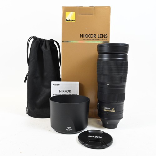 Nikon nikkor 200 500 mm - nikon,