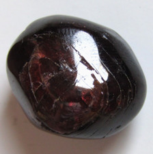 Granato rosso intenso, 90 cts